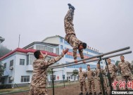 广西来宾武警官兵开展教练员集训