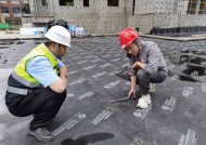 张村河安置区建设的居民监督员：每天到现场监督、都有建筑工作经验、发现问题第一时间反馈……